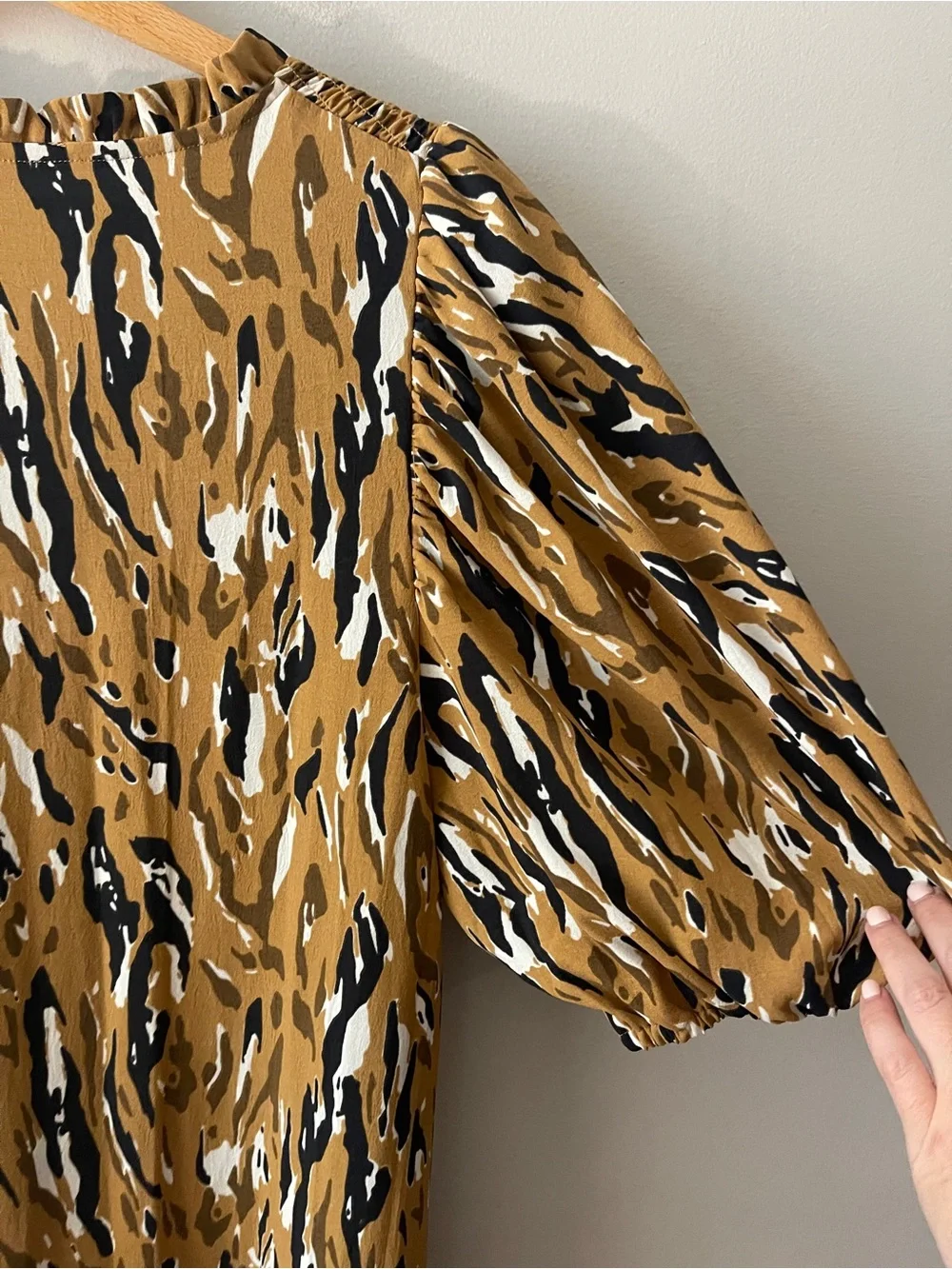Michelle McDowell Abstract Print Smocked Puff Sleeve Dress Small